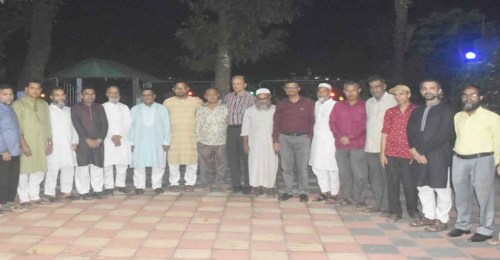 সাতকানিয়া সাবেক ছাত্রলীগ নেতৃবৃন্দের সাথে ডাঃ মিনহাজুর রহমানের বিনিময়